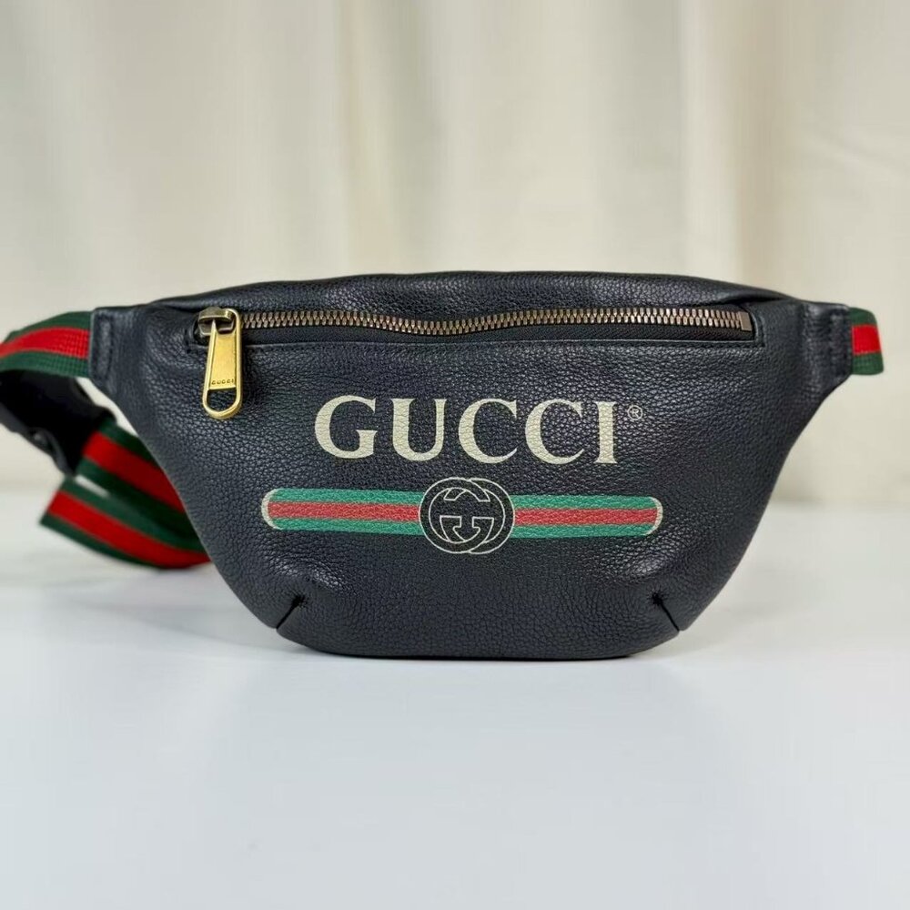 Gucci GG Logo Printed Bum Bag with Iconic Green & Red Stripes
